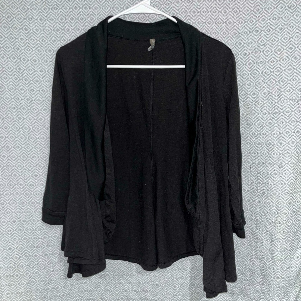 Charlotte Russe Women’s Black Cardigan Medium